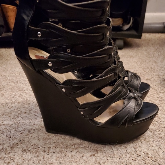 Wedges - Picture 3 of 7